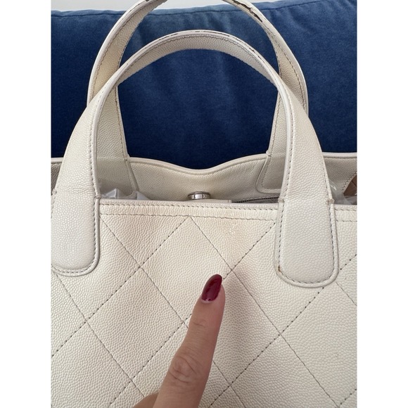 CHANEL Caviar Stitched Large Shopping ToteWhite Cream‎ - Picture 13 of 17
